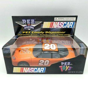 NEW 2005 Tony Stewart Home Depot Nascar Racing Pez Dispenser #20 Collectors Car